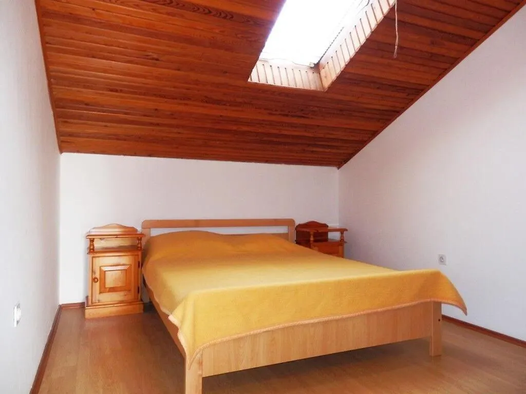 Apartments Jana: Medulin 0*,  Croatia